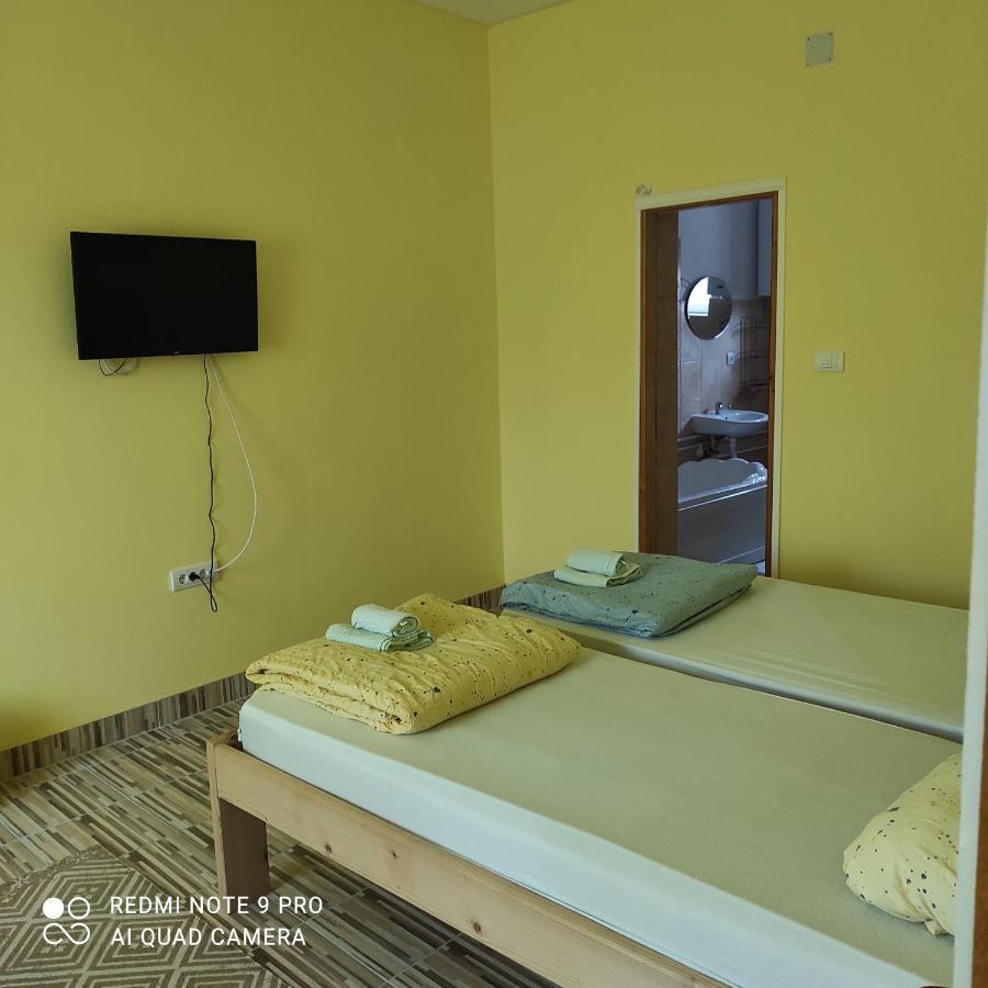 Mirella33 Apartamento Palić Exterior foto